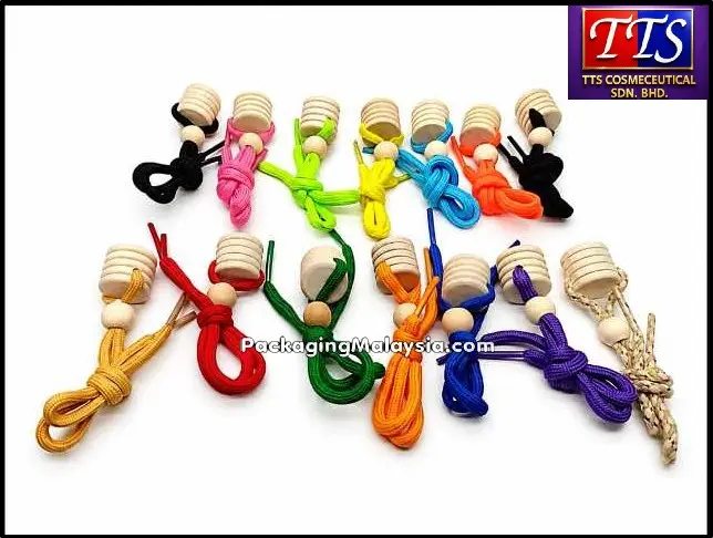 Pilihan warna penutup botol minyak wangi kereta gantung